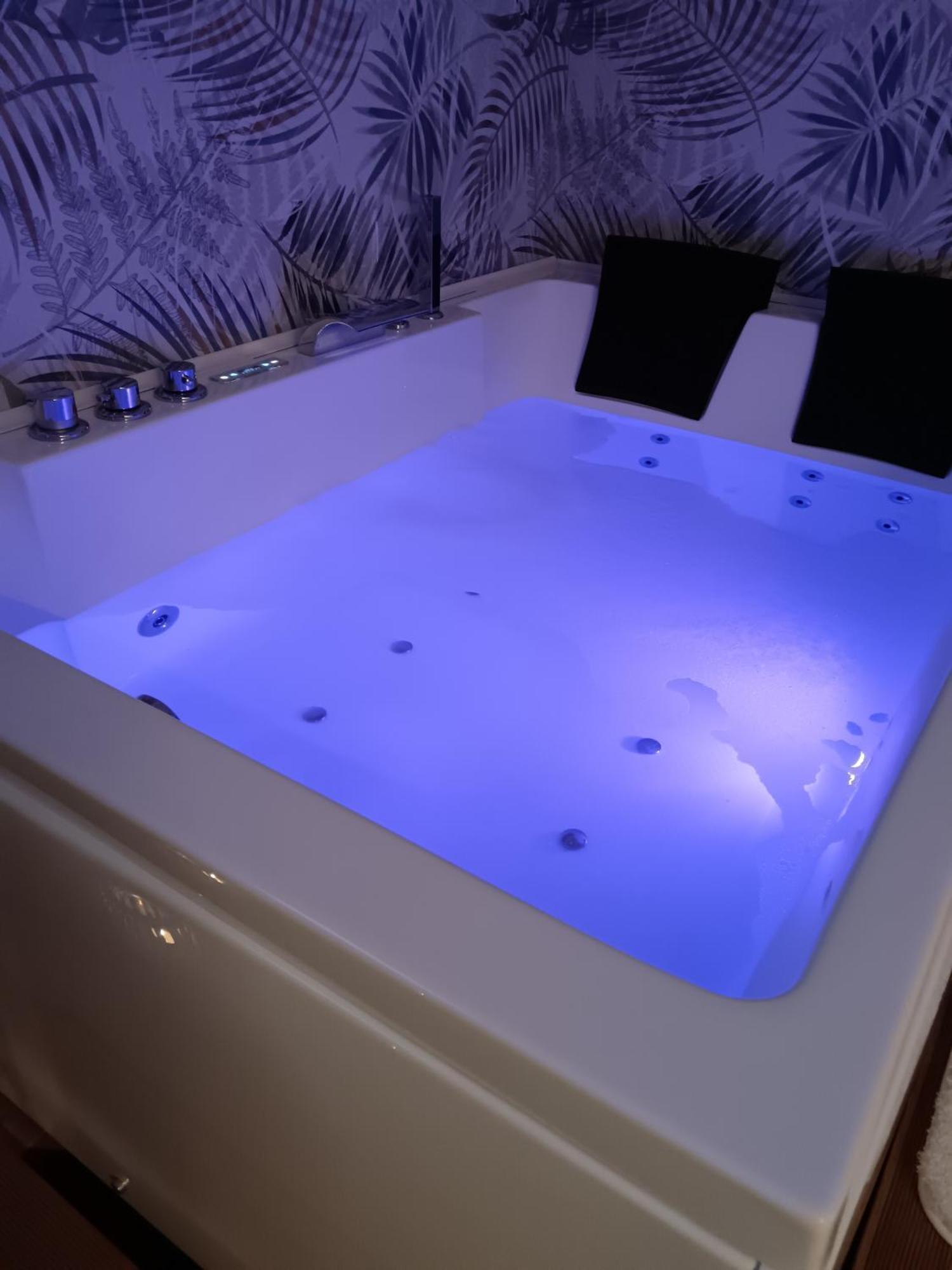 פלרמו Casa Petri Home Spa מראה חיצוני תמונה